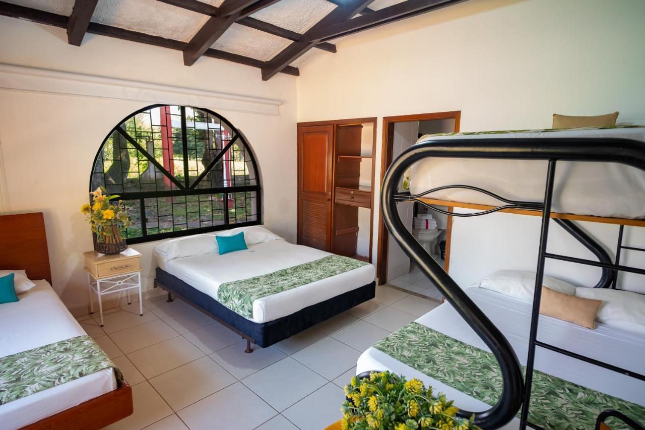 Playa Hawai Ibague Hotell Eksteriør bilde